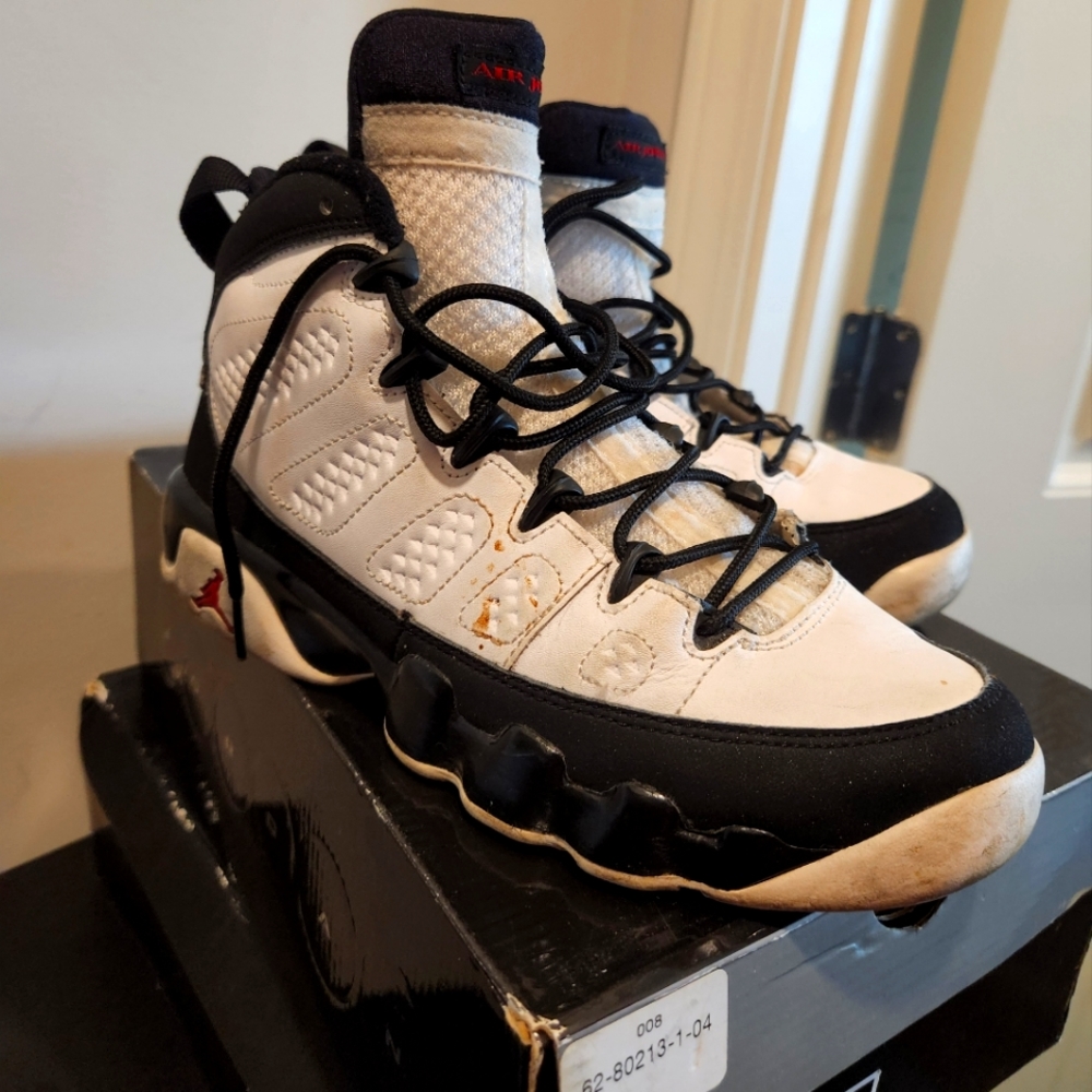 Air Jordan Retro 9 GS